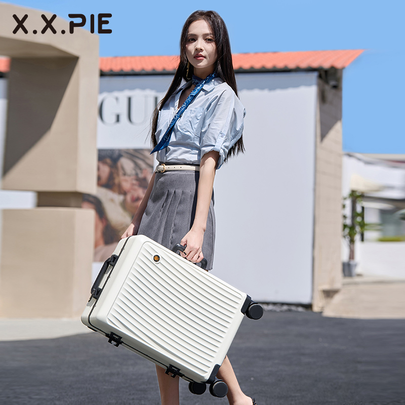 X.X.PIE形象派流动条纹拉杆箱xxp-L629